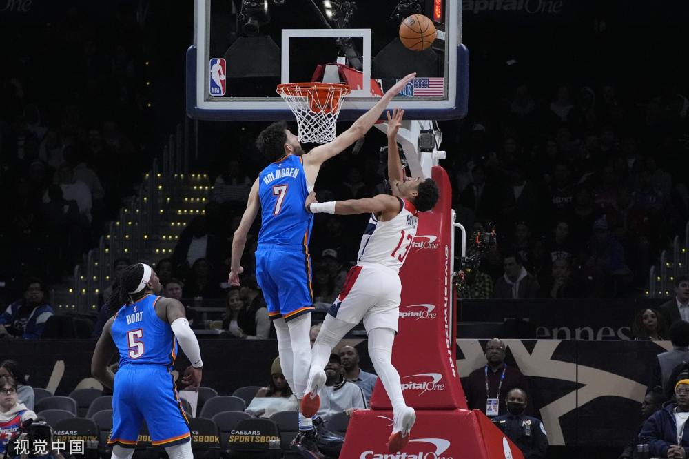 中国队在比 中国队在比