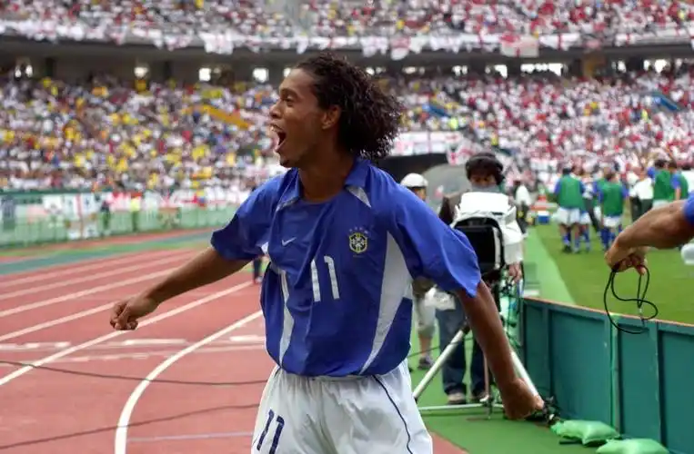 受瞩目的一 受瞩目的一